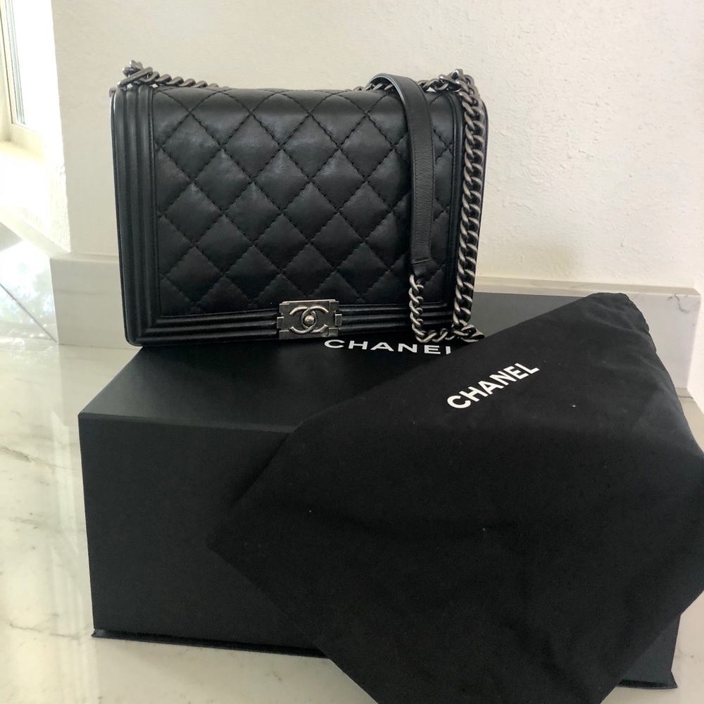 CHANEL large boy bag black with silver hardware